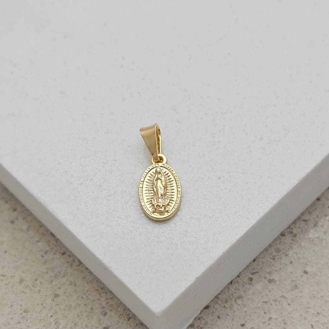 DIJE GUADALUPE BORDE RAYAS 7X18MM