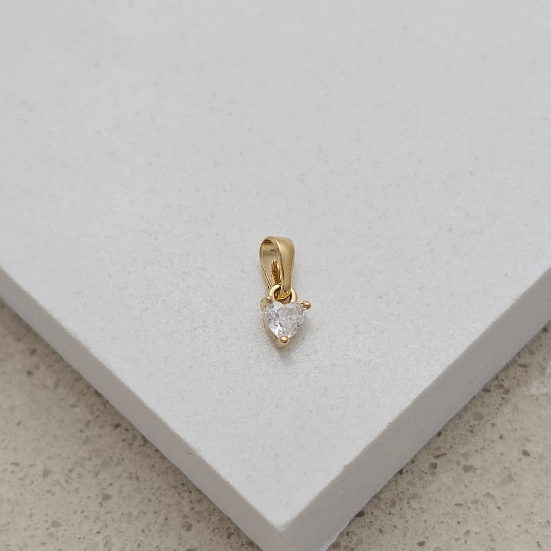 DIJE MINI CORAZON CIRCON UÑAS