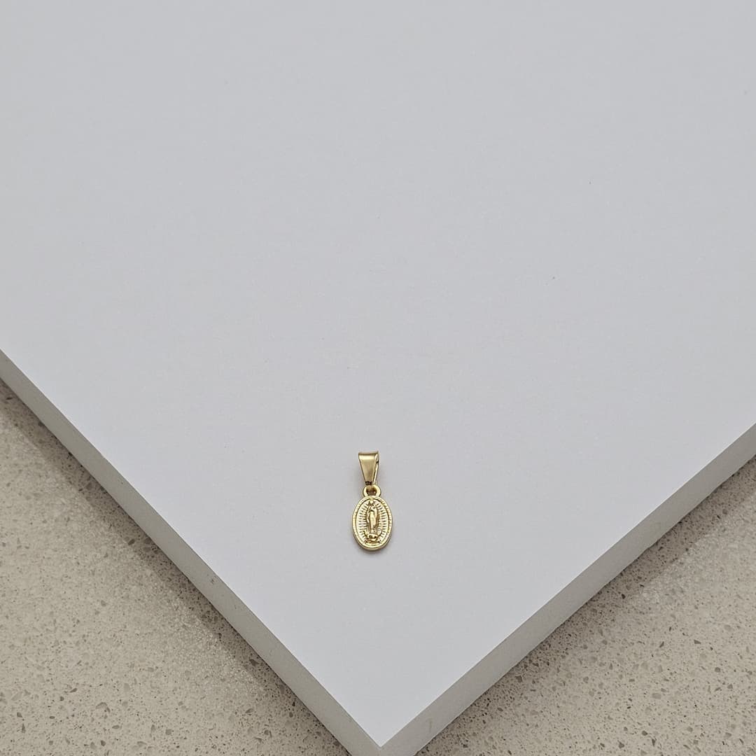 DIJE GUADALUPE BORDE RAYAS 5X14MM