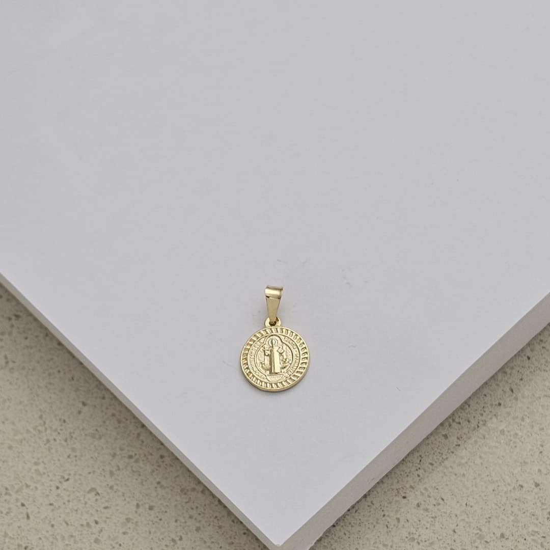 DIJE SAN BENITO BORDE RAYAS 12X20MM